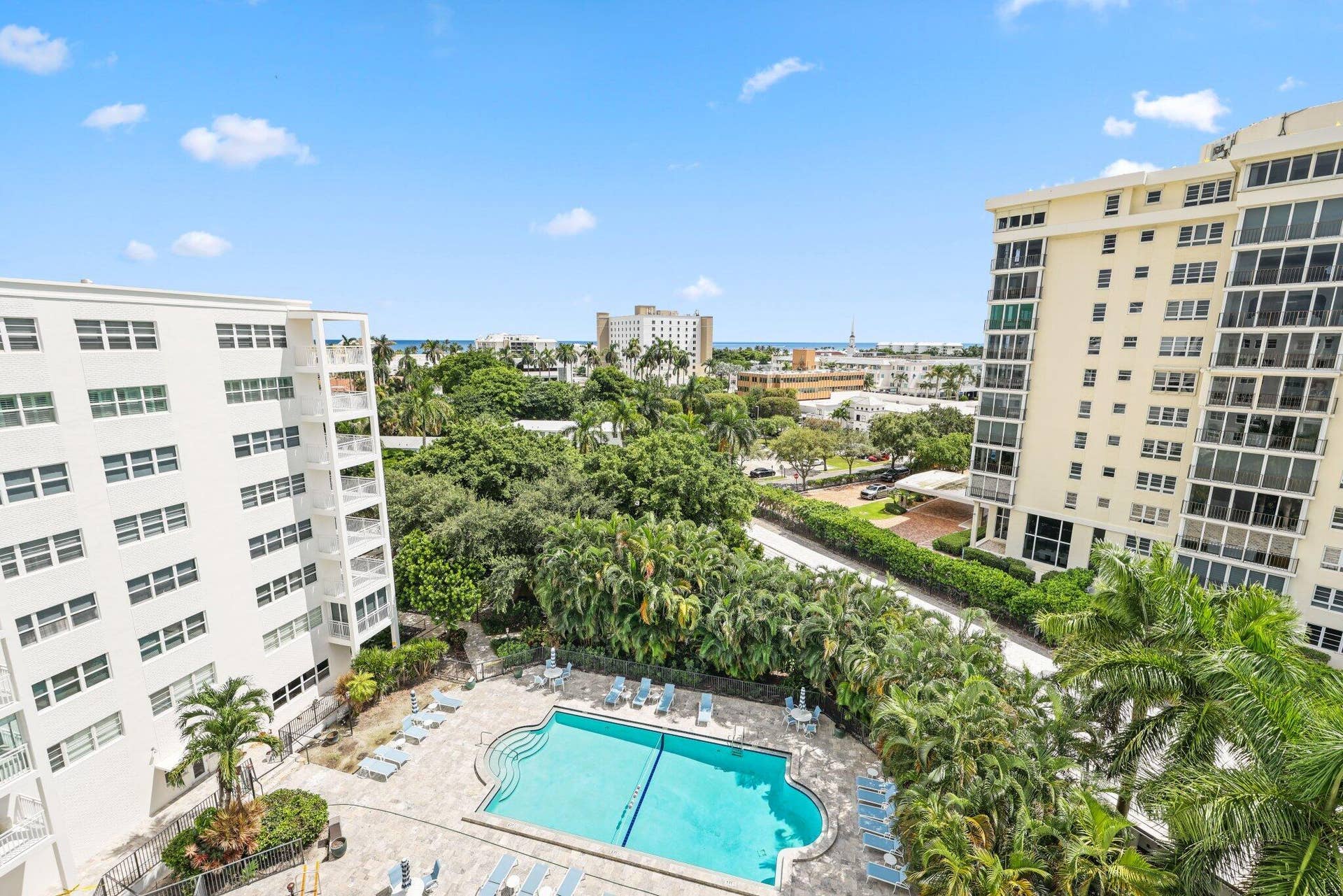 Set directly along the Intracoastal Waterway, Delray Summit offers a waterfront pool.