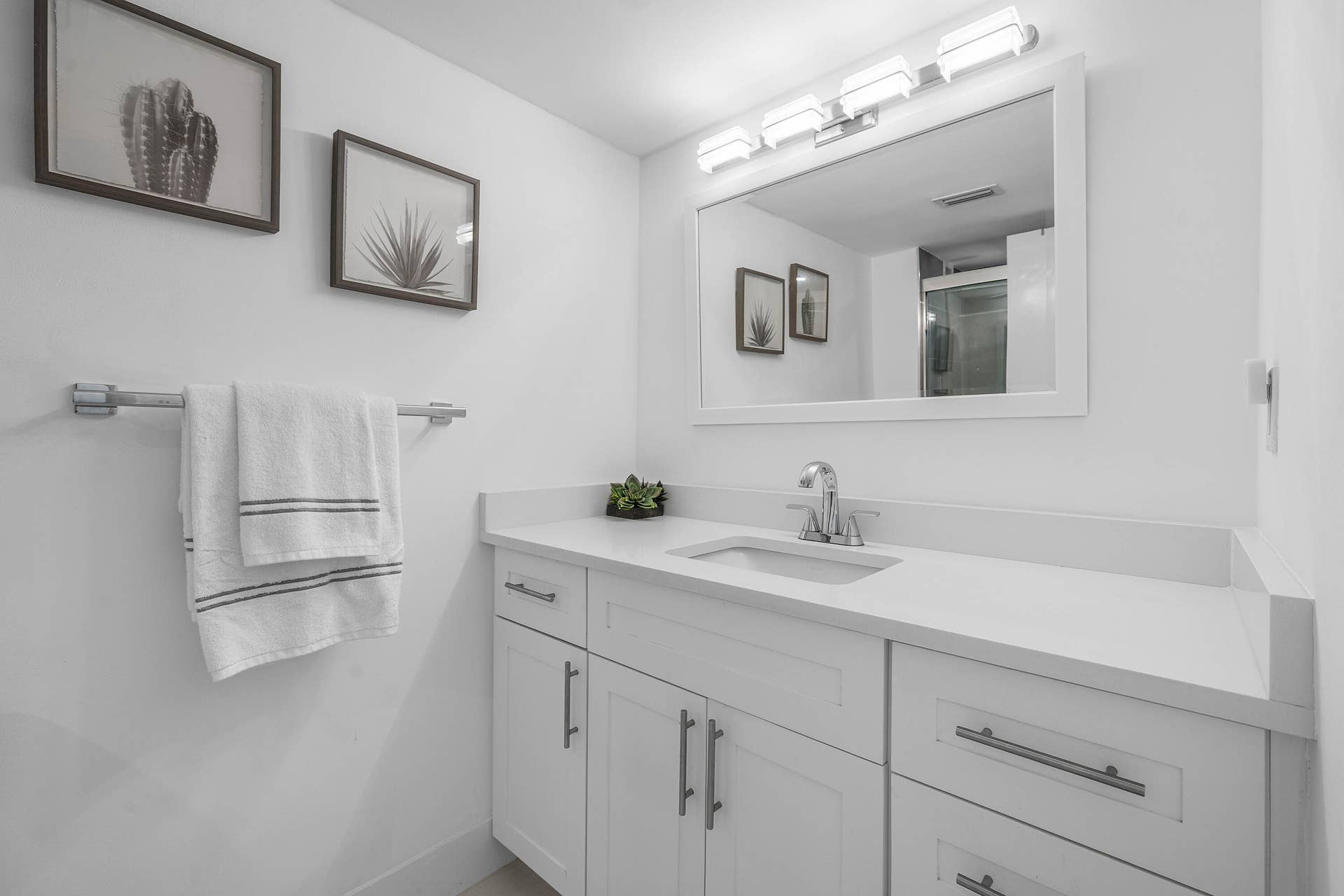 2860 S Ocean Boulevard, #Unit 512, Palm Beach, FL 33480 021-2860SouthOceanBoulevard-512-PalmBeac
