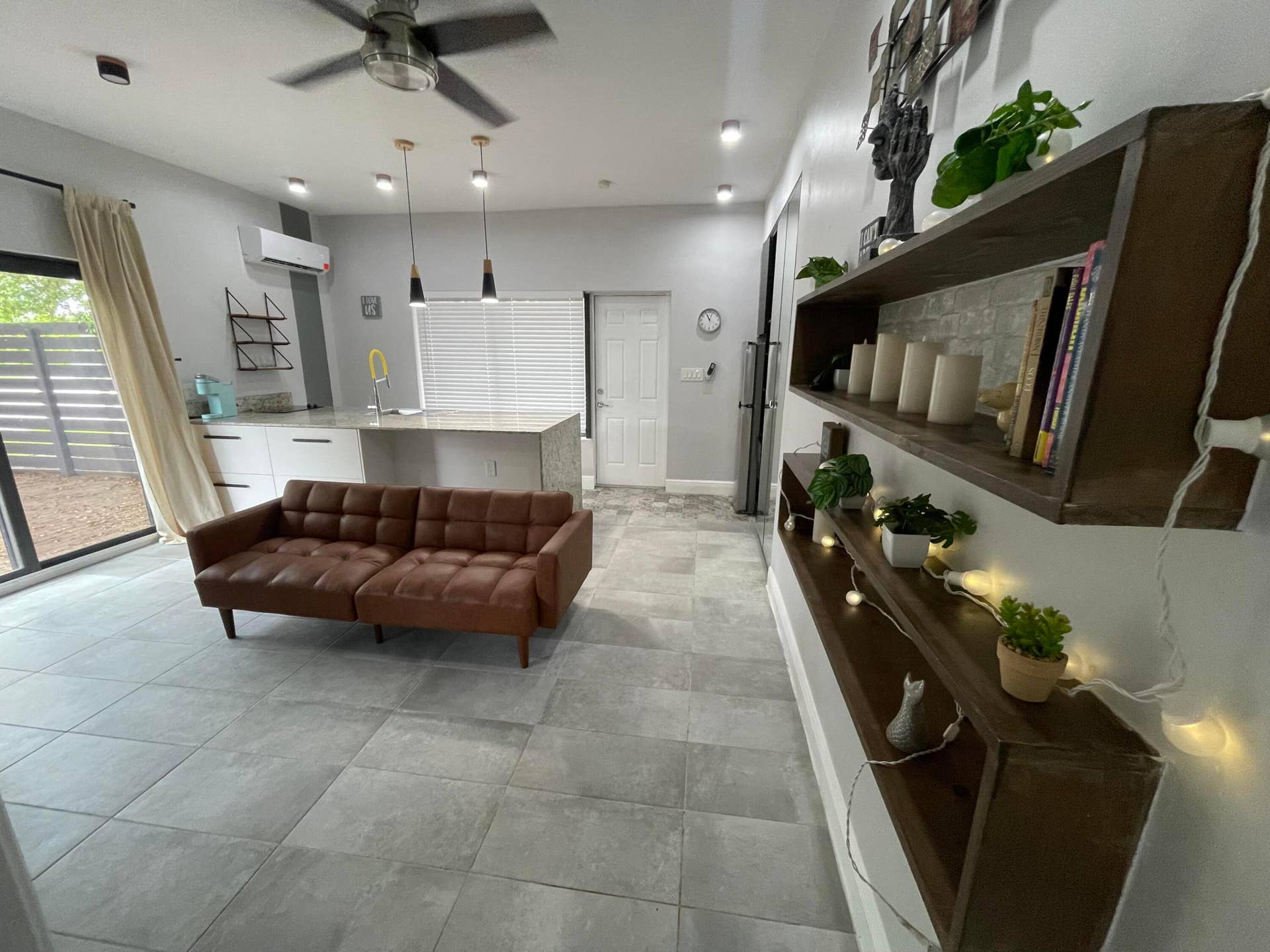 824 NE 4TH Street, #1, Fort Lauderdale, FL 33301 IMG_3572