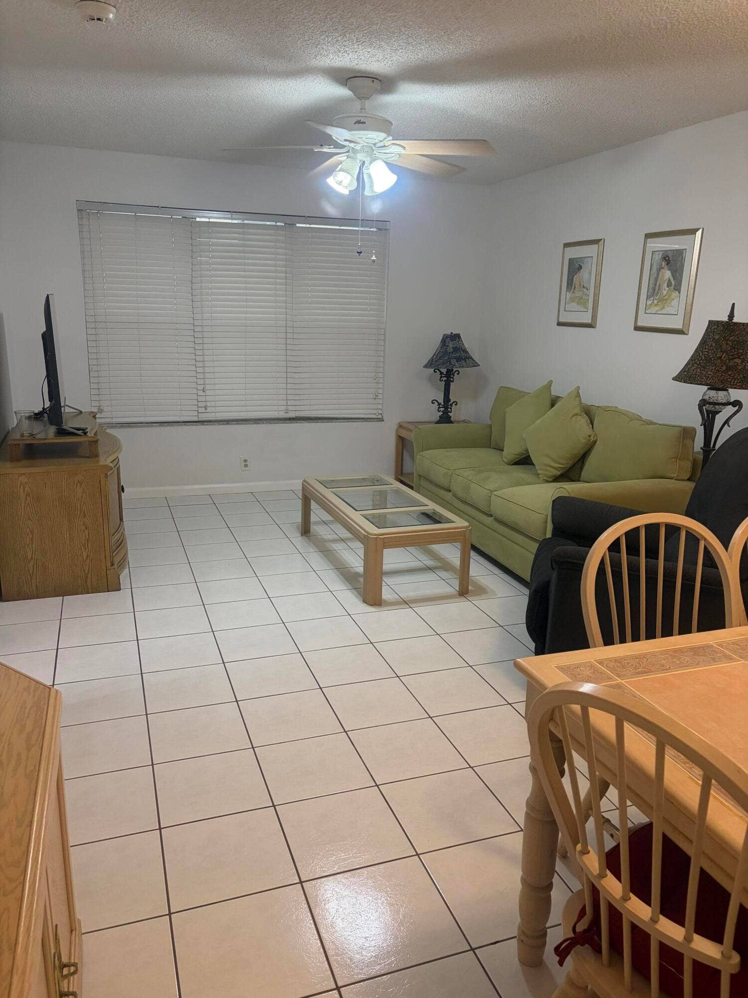 2400 NE 33rd Avenue, #202, Fort Lauderdale, FL 33305 IMG_8856