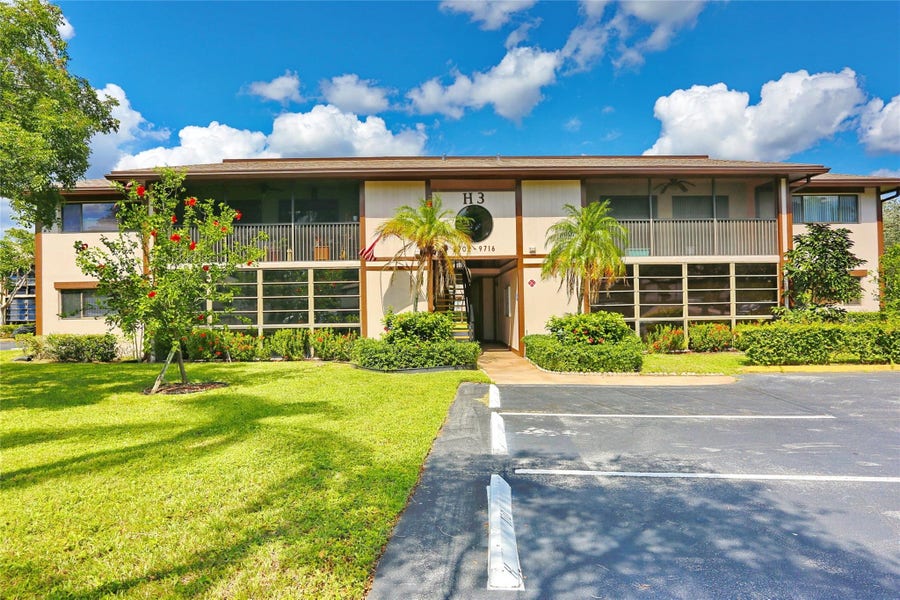 Property photo for 9712 S Belfort Circle, Tamarac, FL