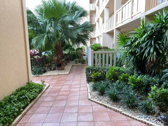 7076 Huntington Lane, #805, Delray Beach, Delray Beach, FL 33446 IMG-5060