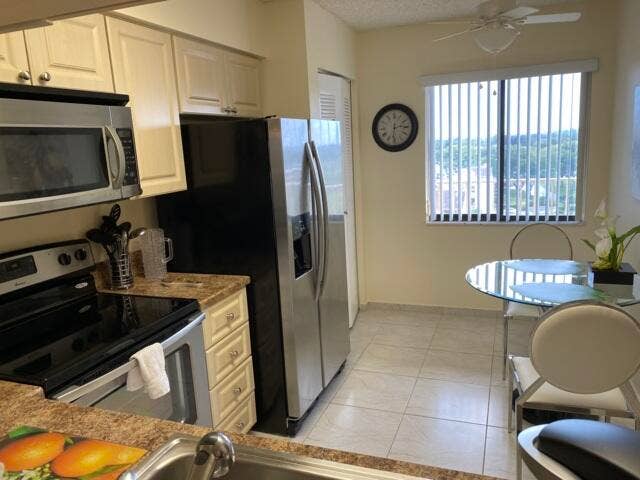 7076 Huntington Lane, #805, Delray Beach, Delray Beach, FL 33446 IMG-5085