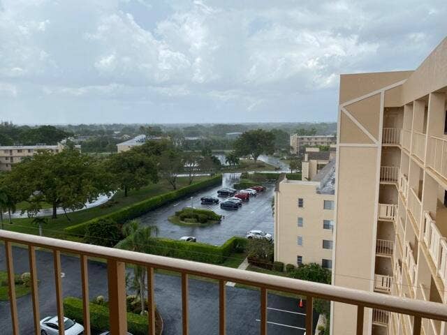 7076 Huntington Lane, #805, Delray Beach, Delray Beach, FL 33446 IMG-5062