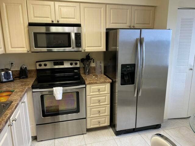 7076 Huntington Lane, #805, Delray Beach, Delray Beach, FL 33446 IMG-5086