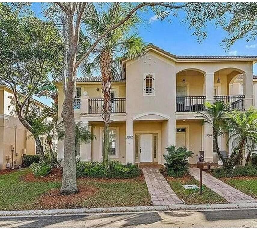 Property photo for 8052 MURANO Circle, Palm Beach Gardens, FL