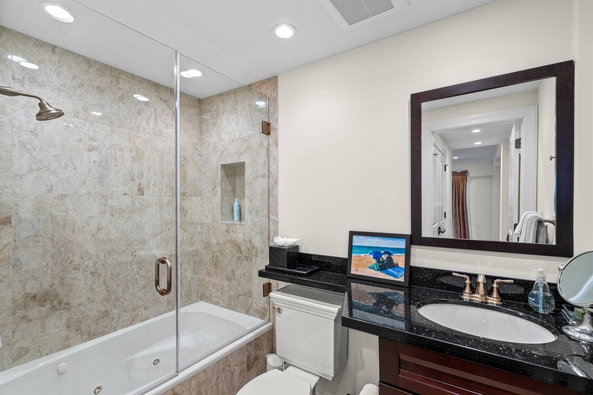 BATHROOM_1_DT