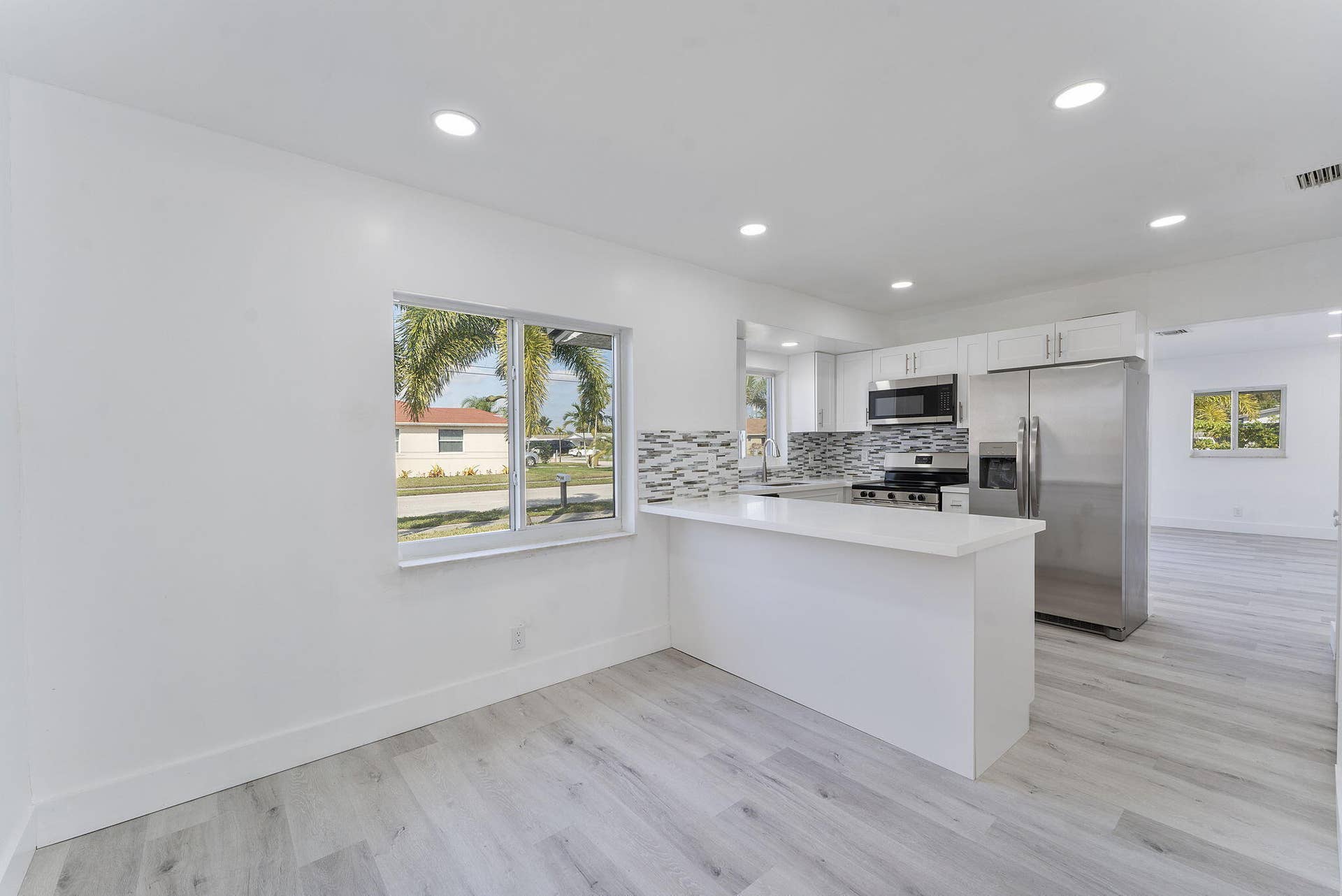 240 NW 5th Street, Deerfield Beach, FL 33441 16-web-or-mls-DSC04195