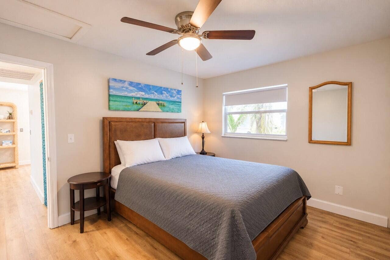 2120-2130 NE Flamingo Terrace, Jensen Beach, FL 34957 image 17 Shelby Overton