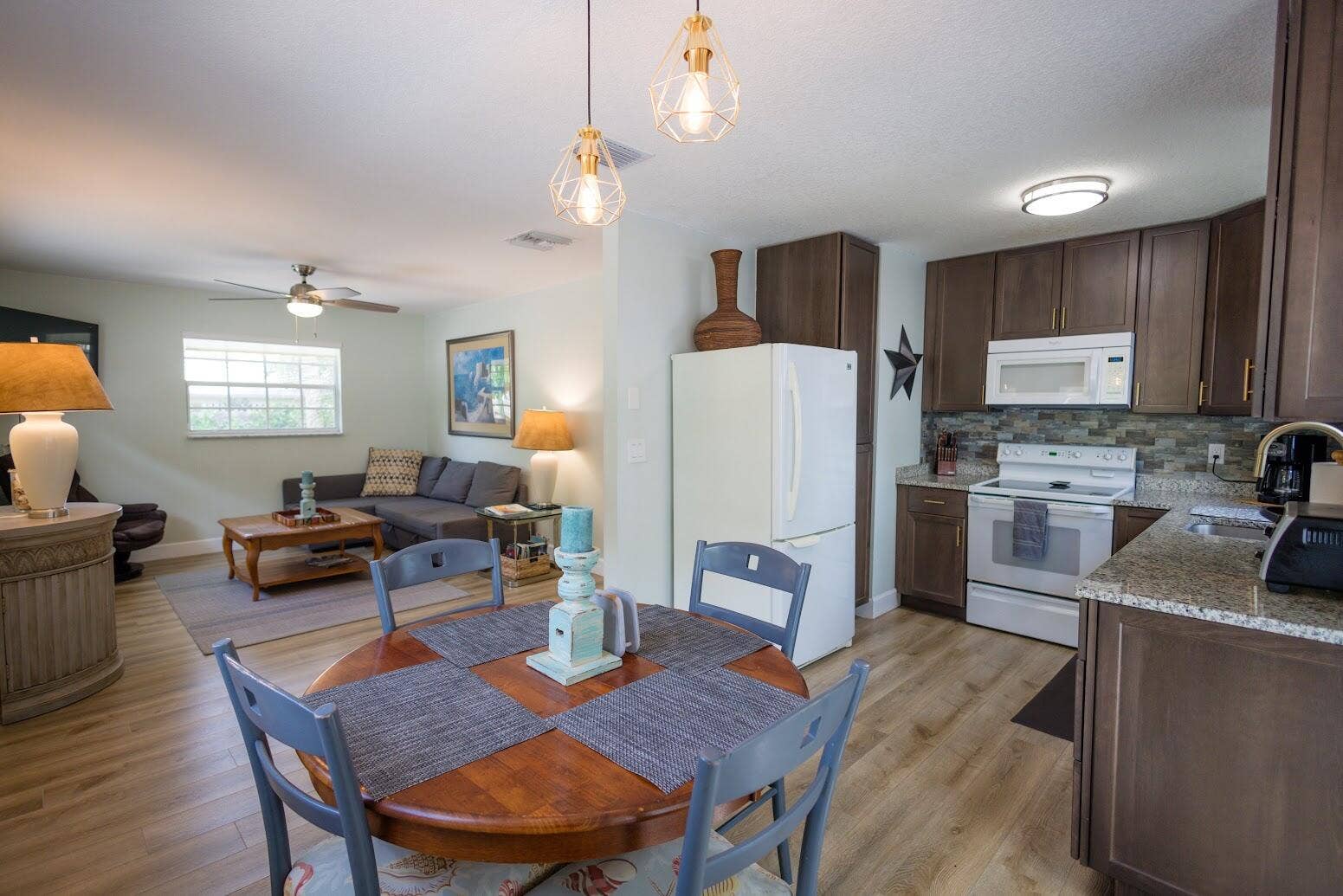 2120-2130 NE Flamingo Terrace, Jensen Beach, FL 34957 image 2 Shelby Overton