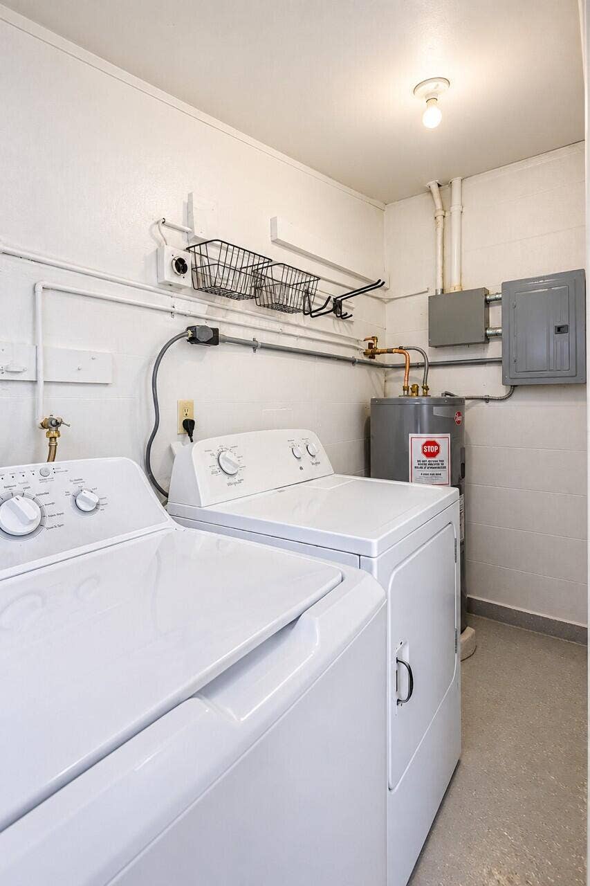 2120-2130 NE Flamingo Terrace, Jensen Beach, FL 34957 image 25 Shelby Overton