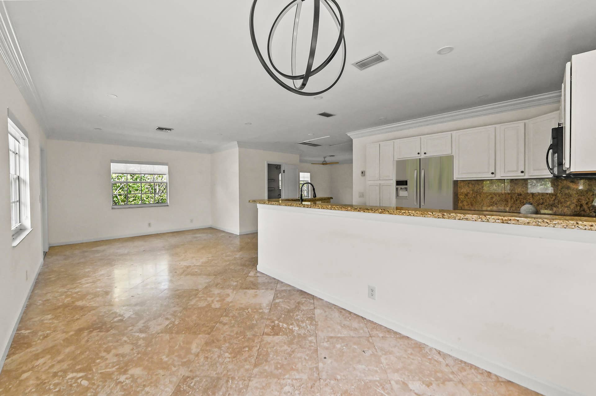 284 Lytton Court, West Palm Beach, FL 33405 08 Dining room 02_final