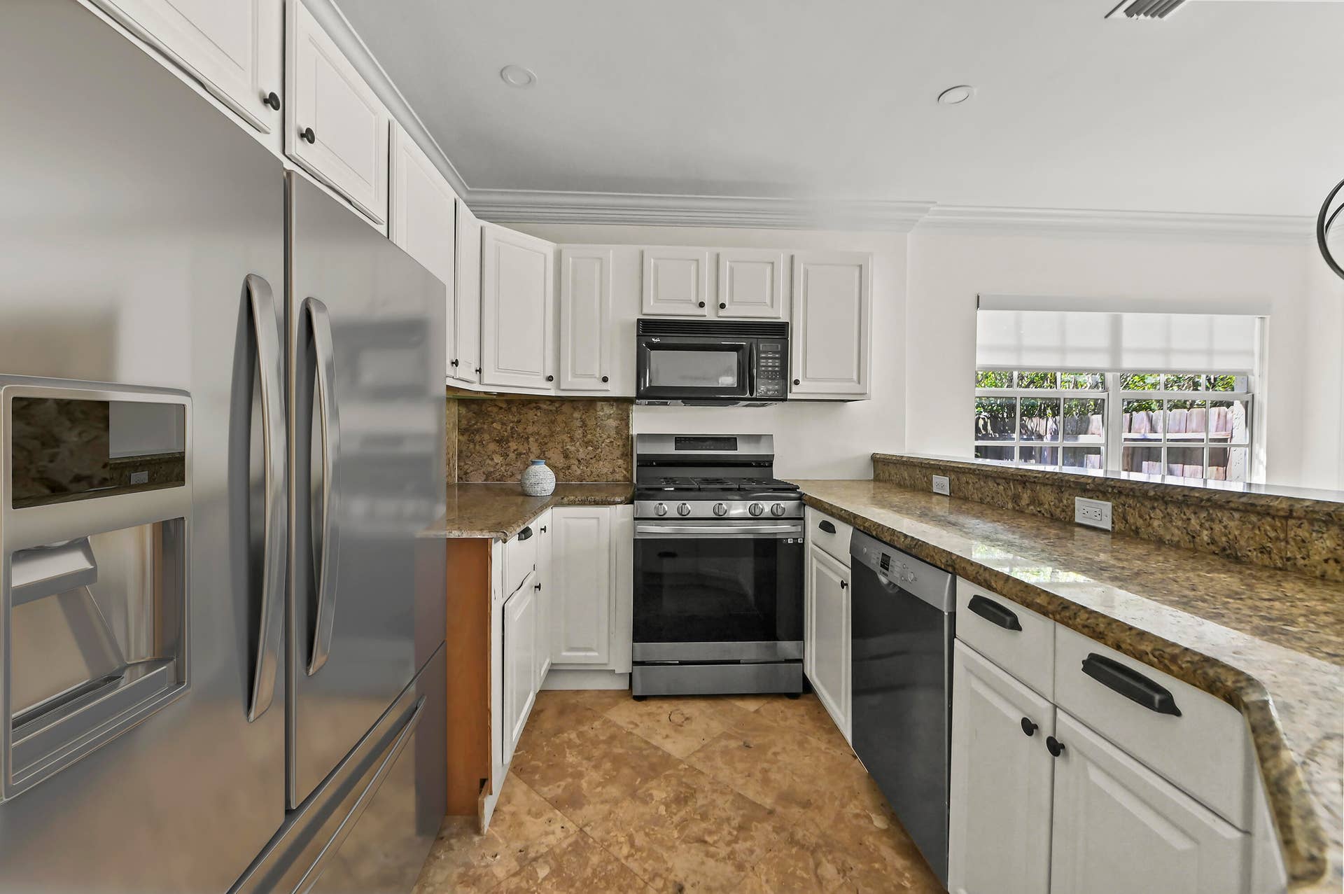 284 Lytton Court, West Palm Beach, FL 33405 10 Kitchen 02_final