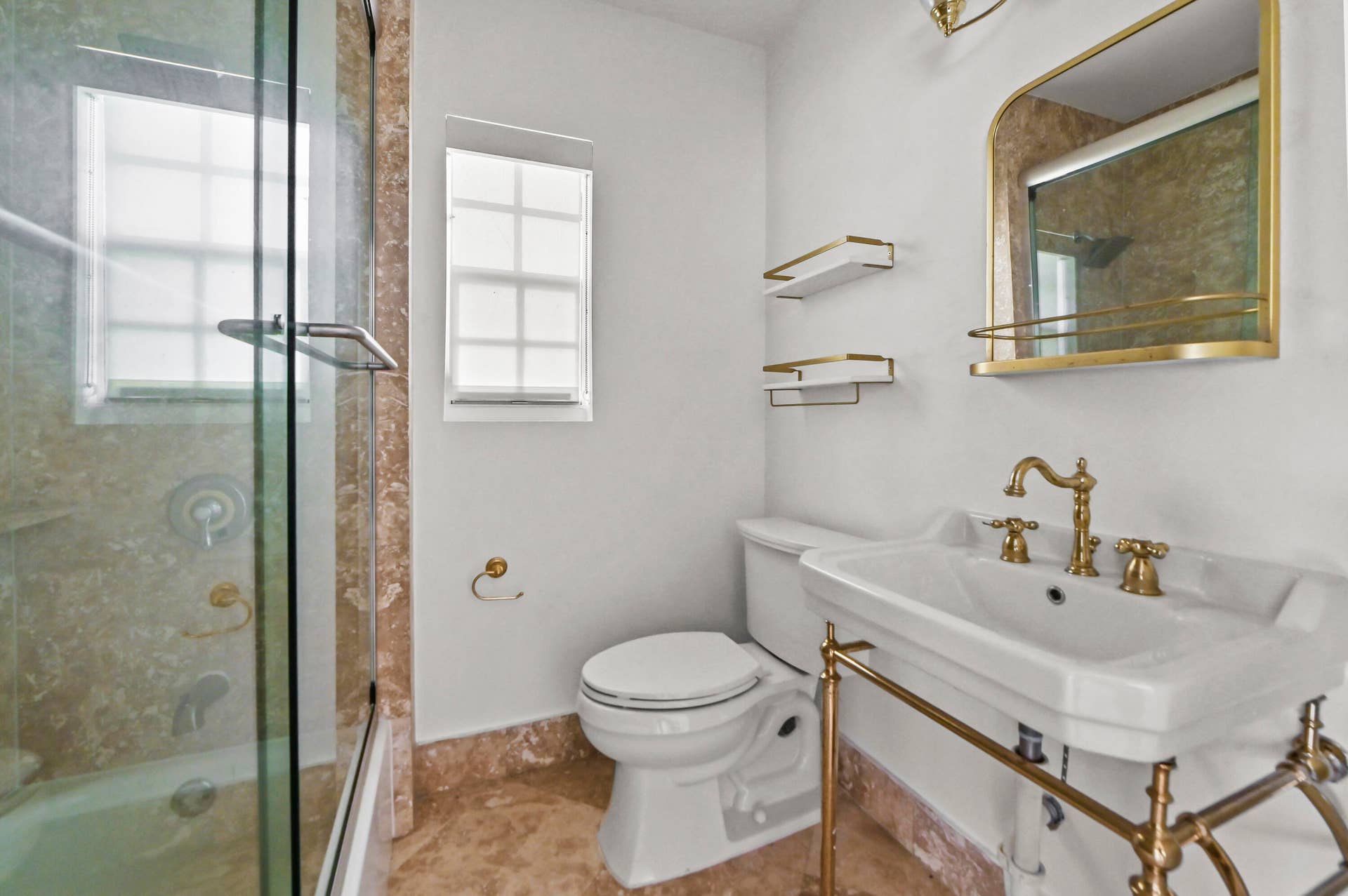 284 Lytton Court, West Palm Beach, FL 33405 14 Bathroom 01