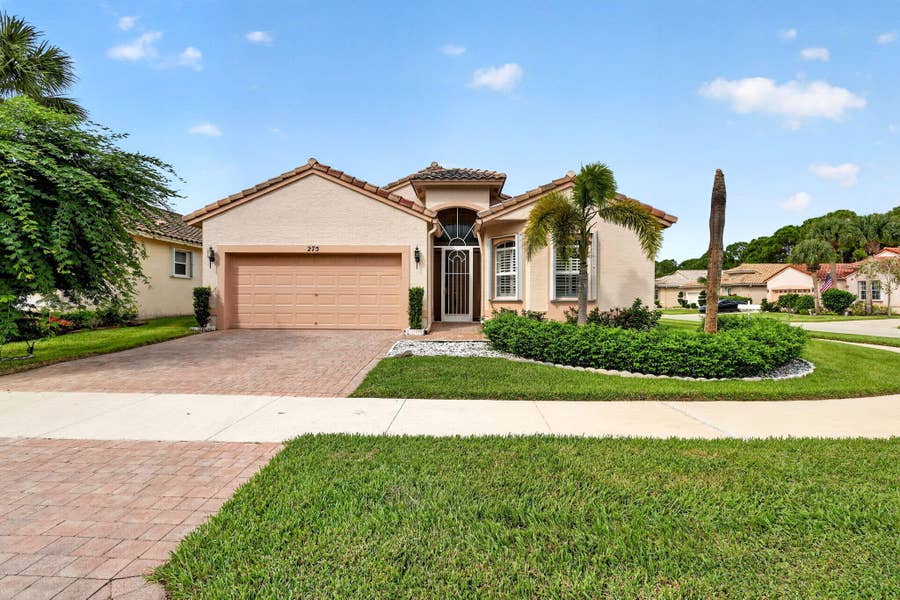 Property photo for 275 NW Toscane Trail, Port St Lucie, FL