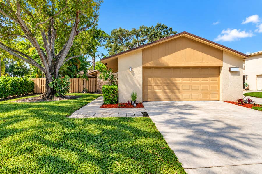 Property photo for 772 NW 25th Avenue, Delray Beach, FL