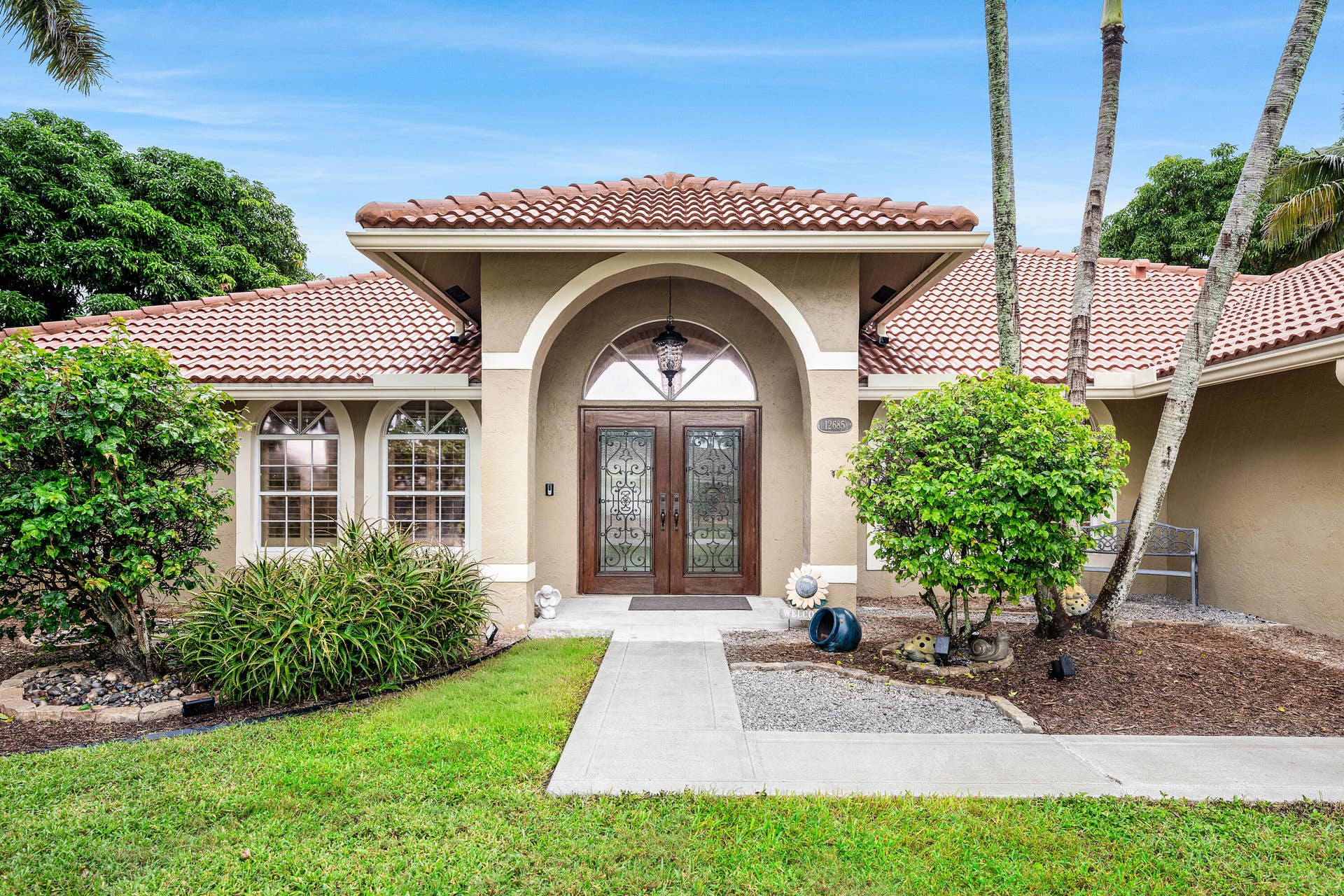 005-12685BucklandStreet-Wellington-FL-33