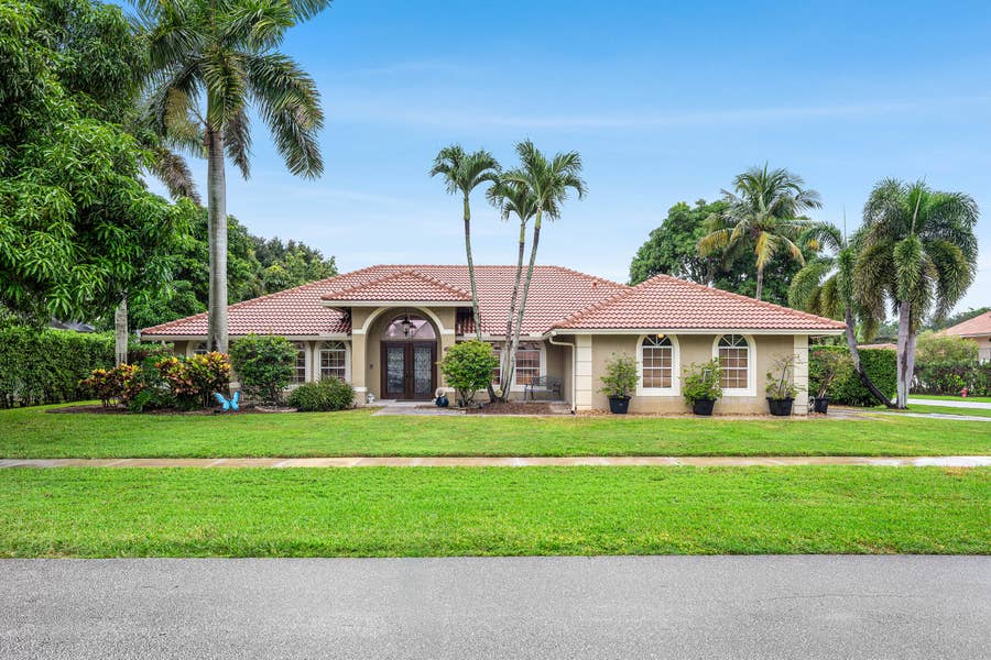 Property photo for 12685 Buckland Street, Wellington, FL