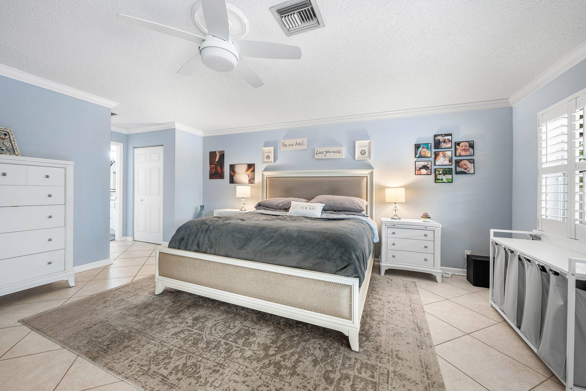 024-12685BucklandStreet-Wellington-FL-33