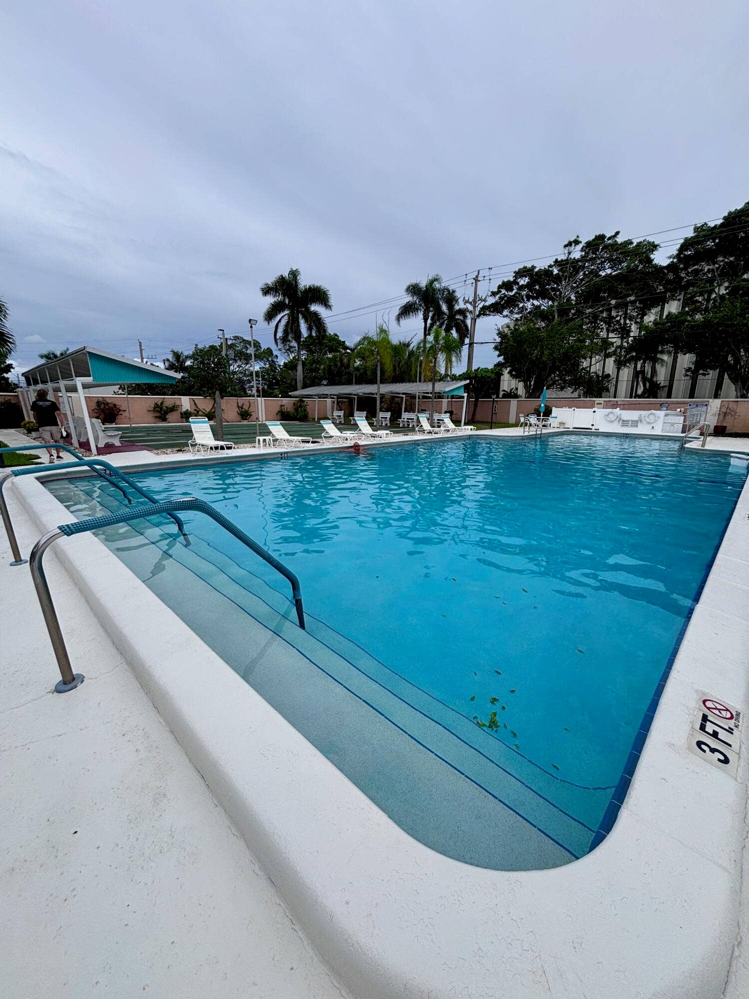 400 NE 20TH Street, #B208, Boca Raton, FL 33431 pool