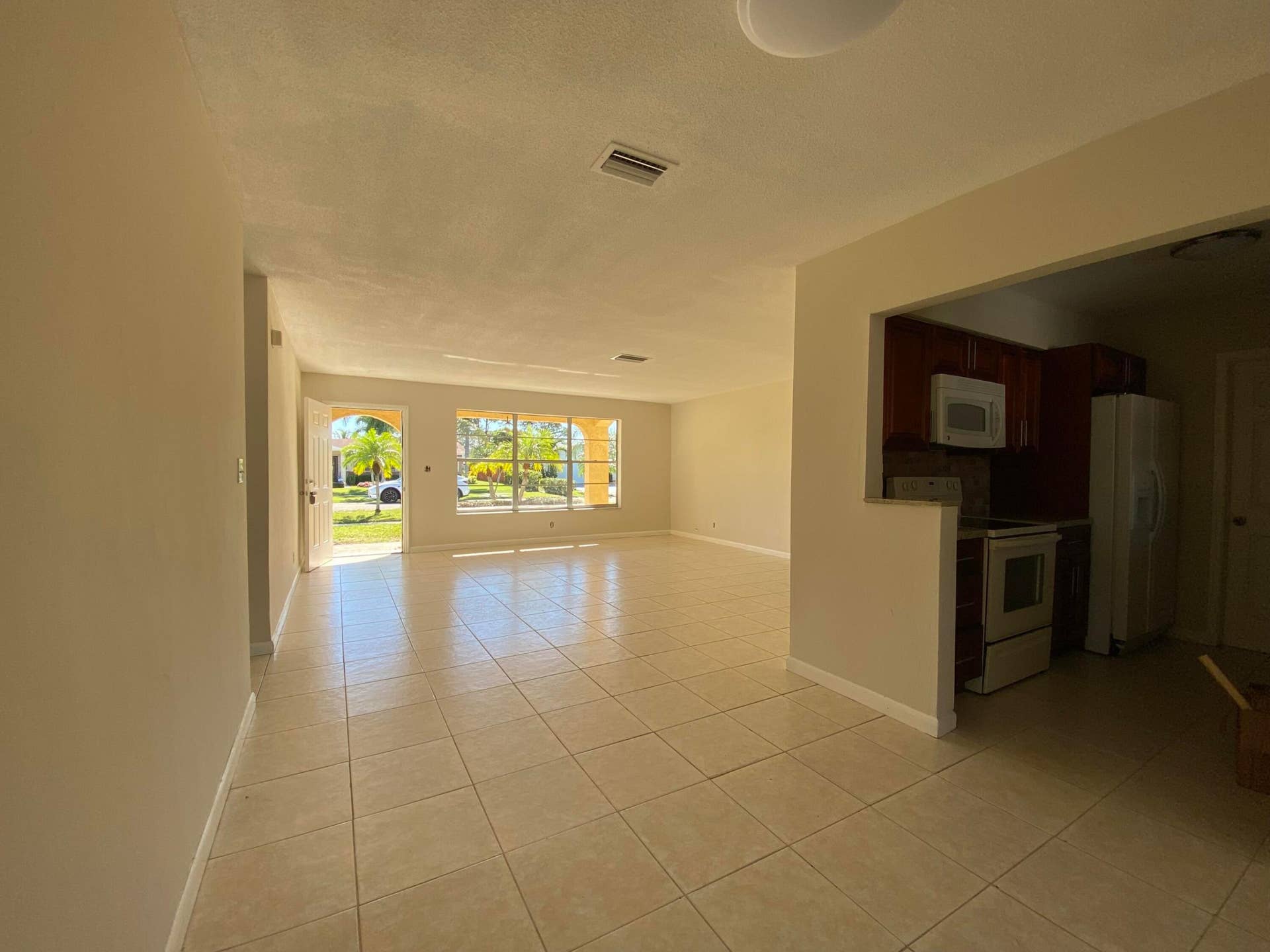 2987 Dolphin Drive, Delray Beach, FL 33445 IMG_2545