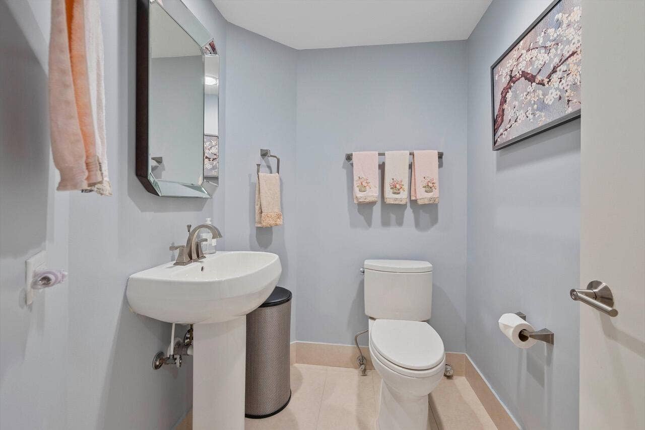 2000 S OCEAN Boulevard, #307N, Palm Beach, FL 33480 21-21-DSC_2258