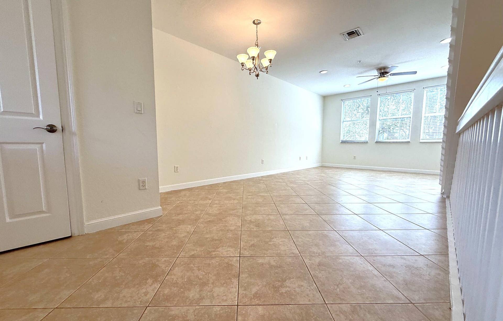960 Millbrae Court, #4, West Palm Beach, FL 33401 living room