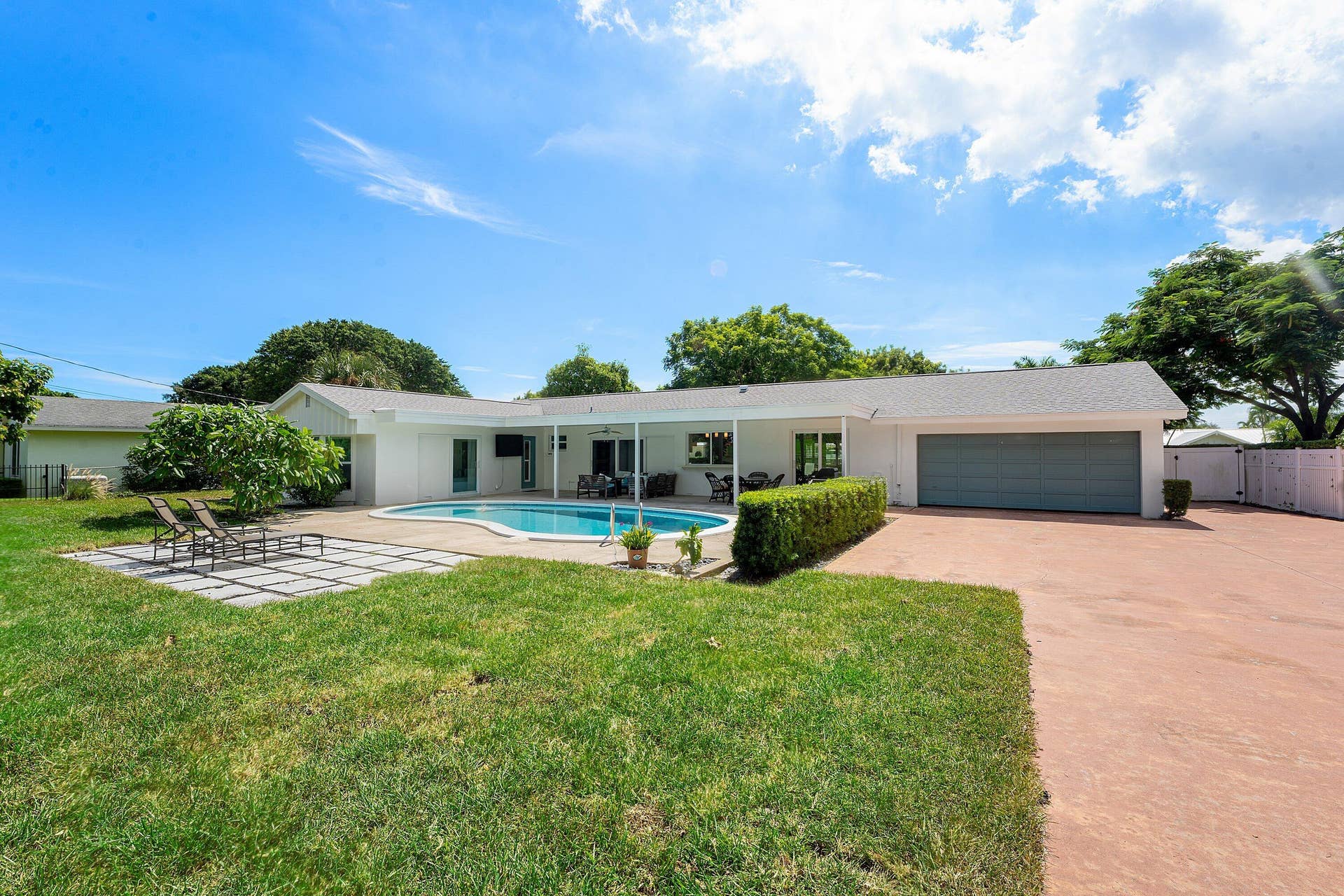 817 Anchorage Drive, North Palm Beach, FL 33408 Exterior Rear