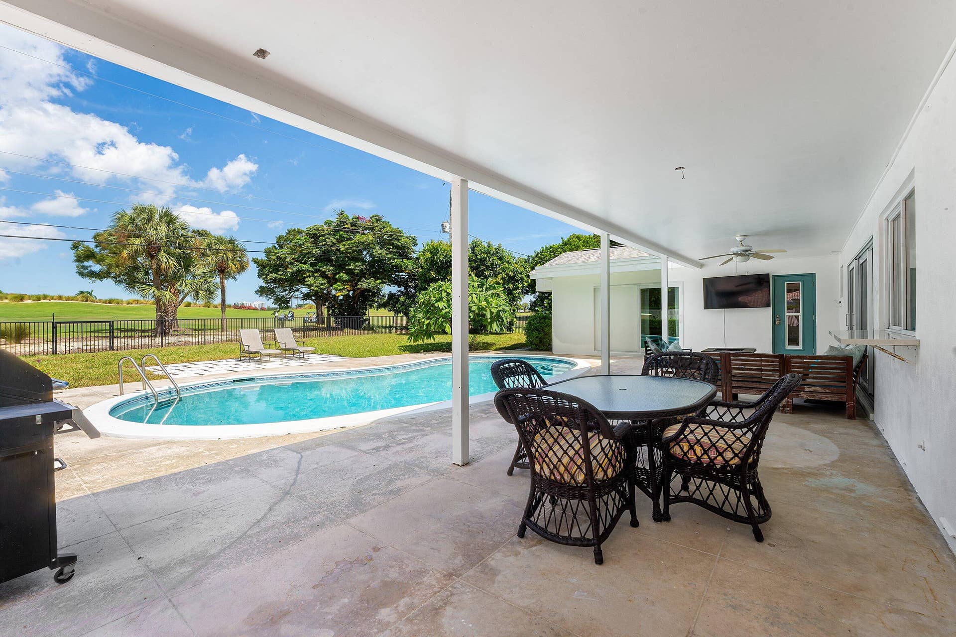 817 Anchorage Drive, North Palm Beach, FL 33408 Patio 2