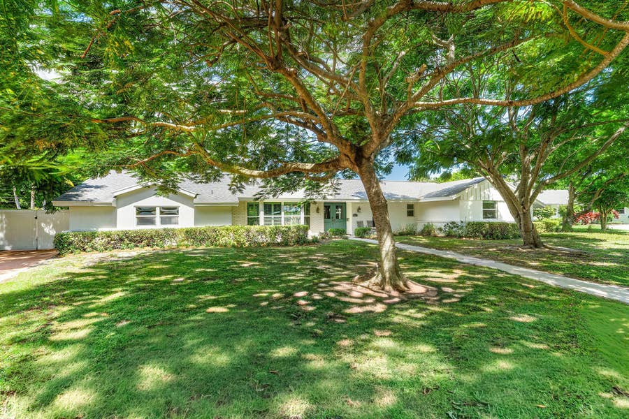 Property photo for 817 Anchorage Drive, North Palm Beach, FL