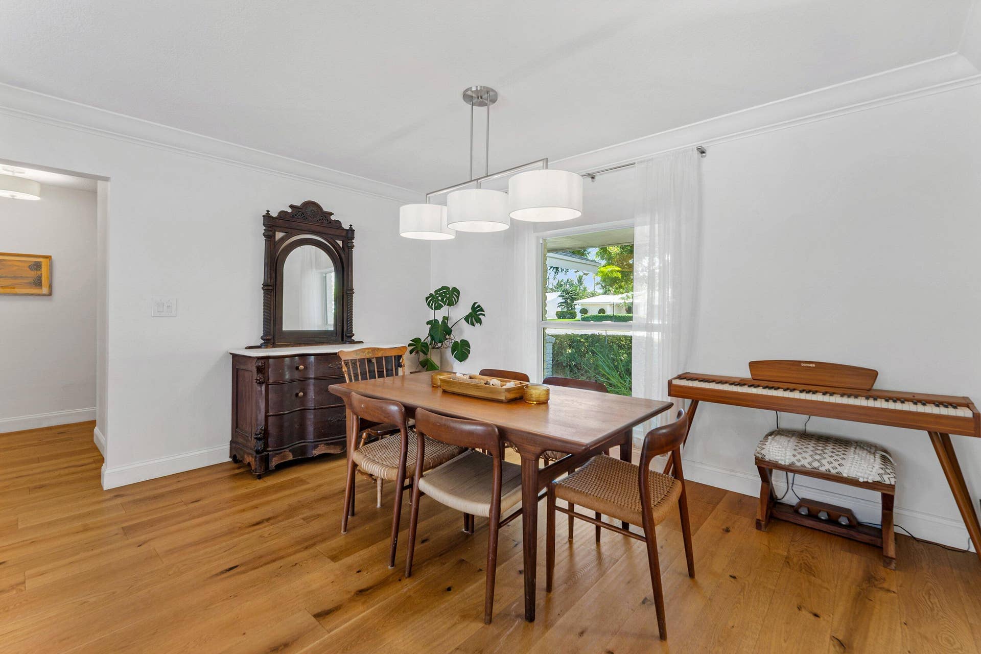 817 Anchorage Drive, North Palm Beach, FL 33408 Dining Room Area