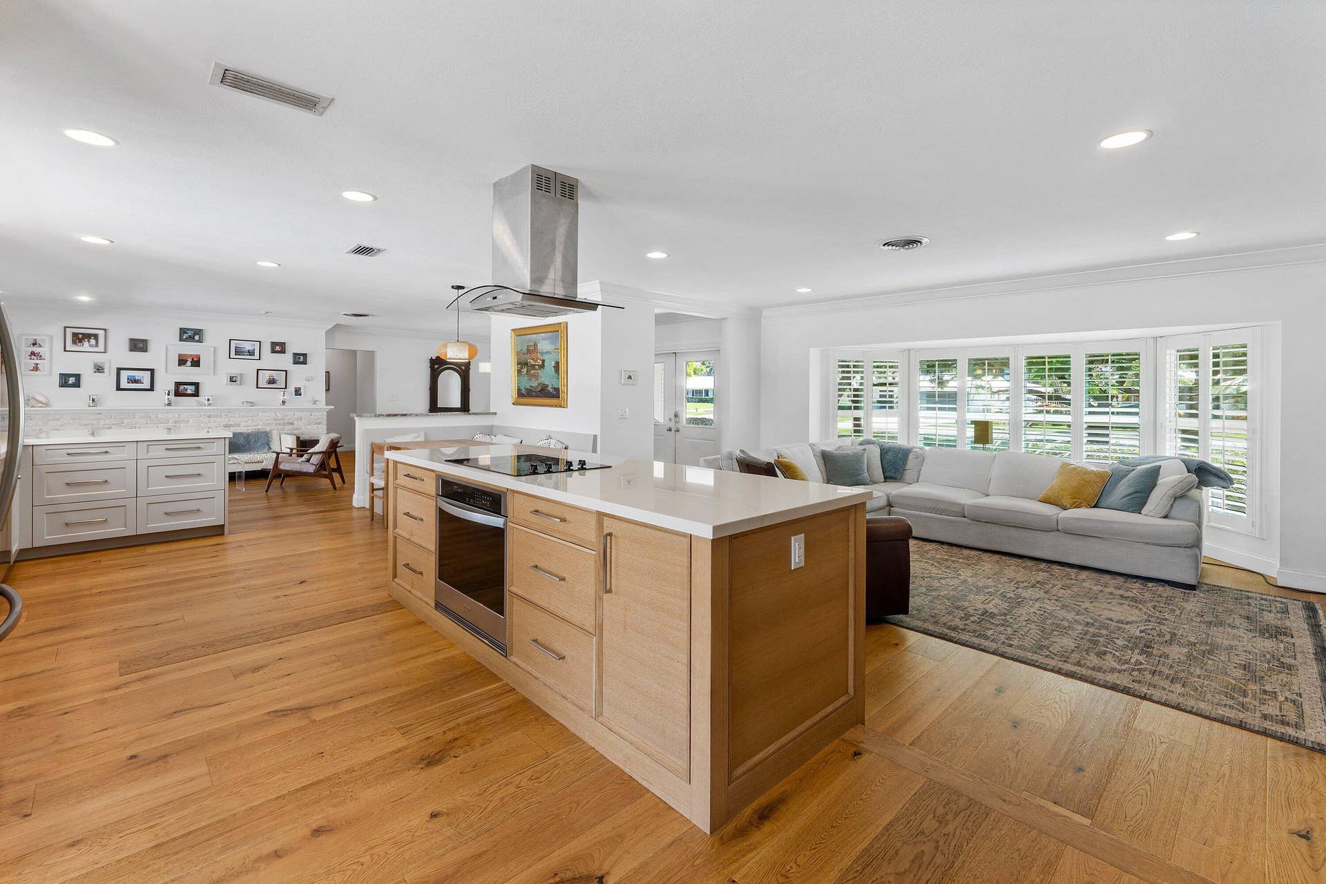 817 Anchorage Drive, North Palm Beach, FL 33408 Kitchen 4
