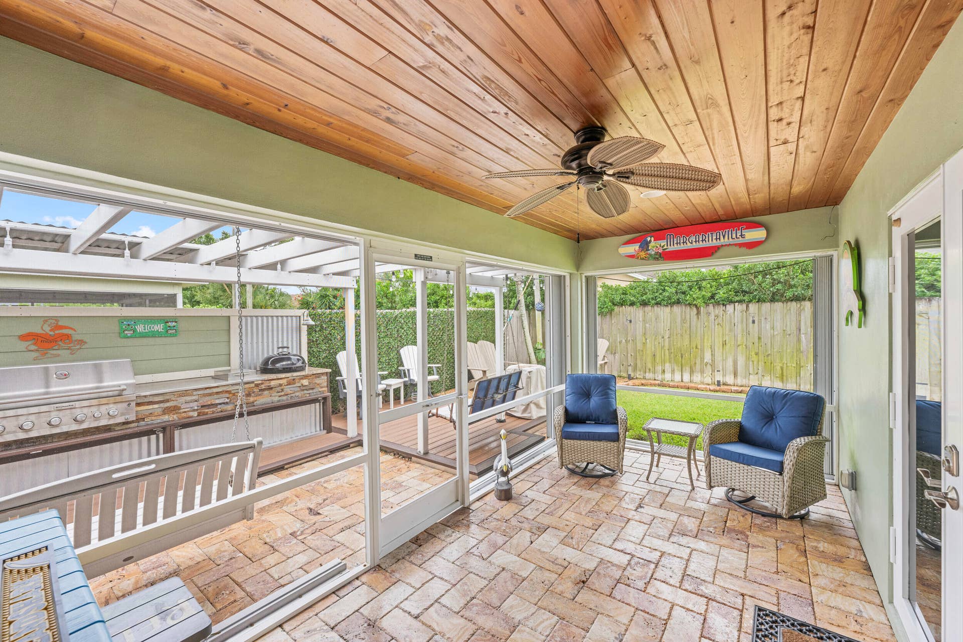 128 BANYAN Circle, Jupiter, FL 33458 _JJL7568
