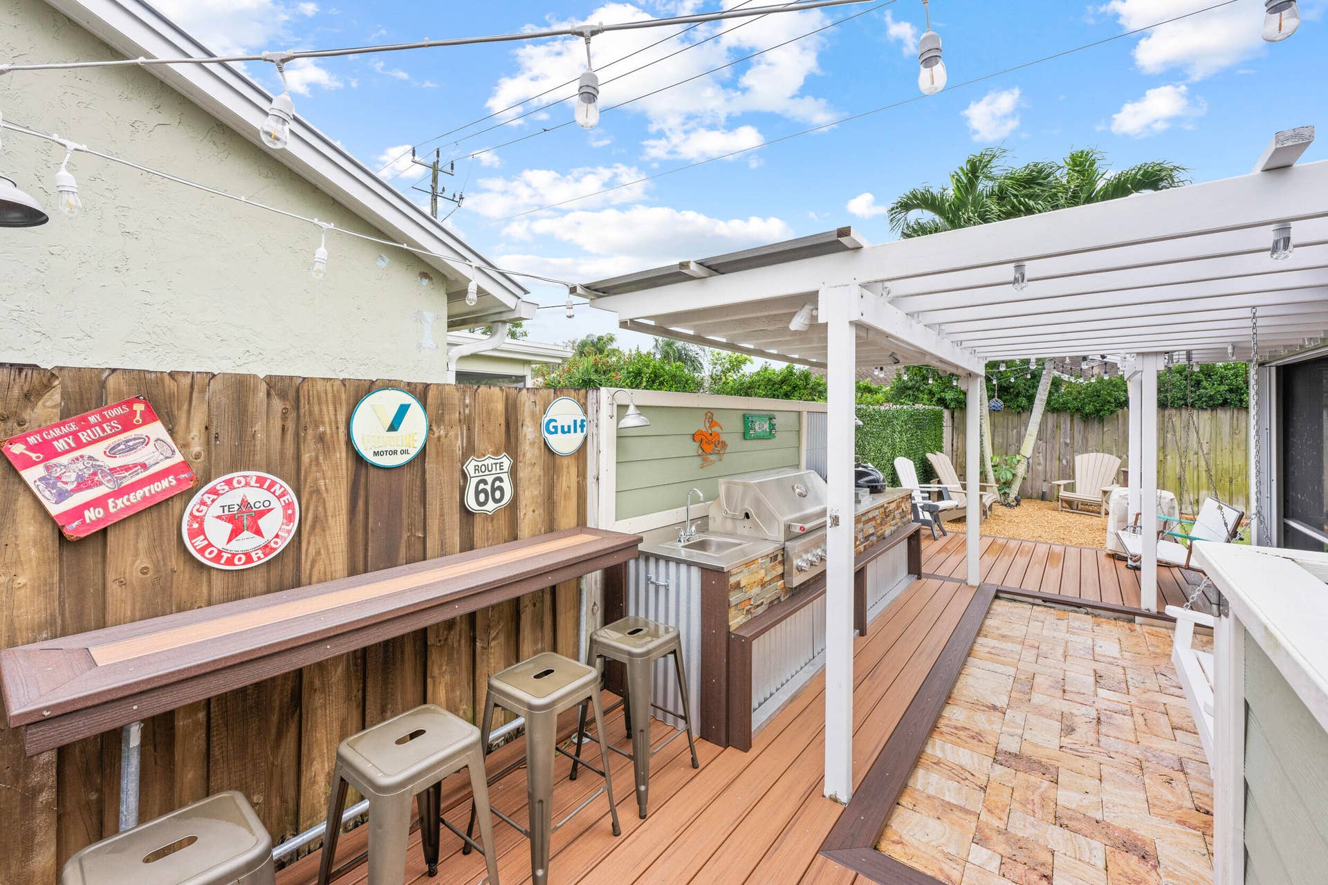 128 BANYAN Circle, Jupiter, FL 33458 _JJL7577