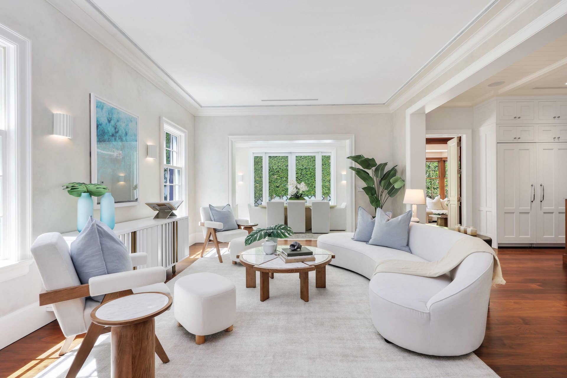 6 - Living Room