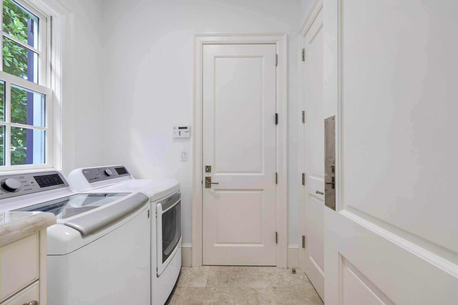 40 - Laundry Room