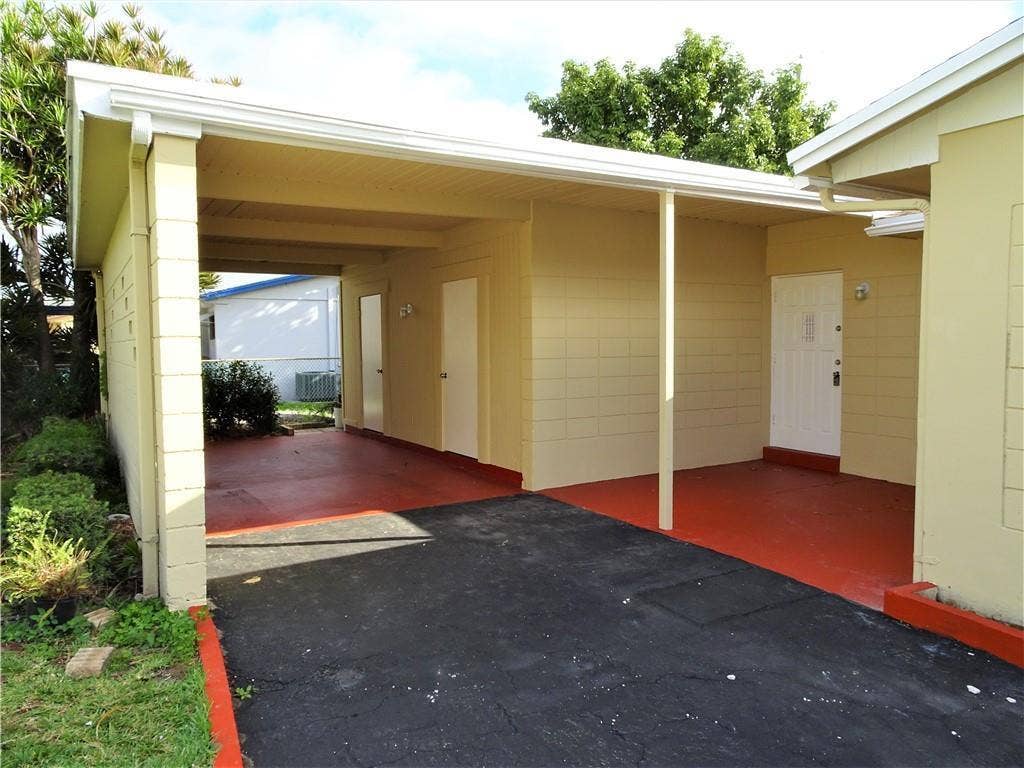 2230 AVENUE H W, Riviera Beach, FL 33404 GetMedia (2)
