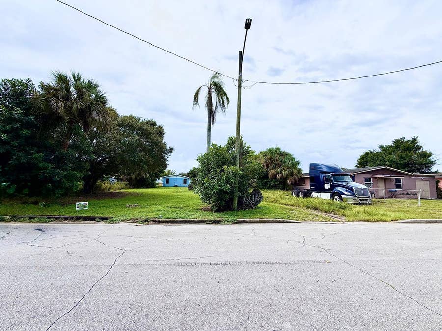 Property photo for Tbd AVENUE J, Fort Pierce, FL