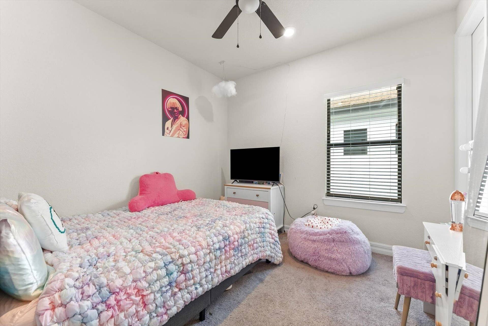 4617 Pinehurst Trail E, Oakland Park, FL 33309 Bedroom
