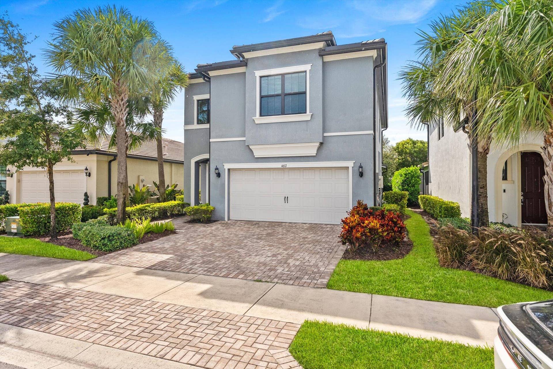 4617 Pinehurst Trail E, Oakland Park, FL 33309 Front