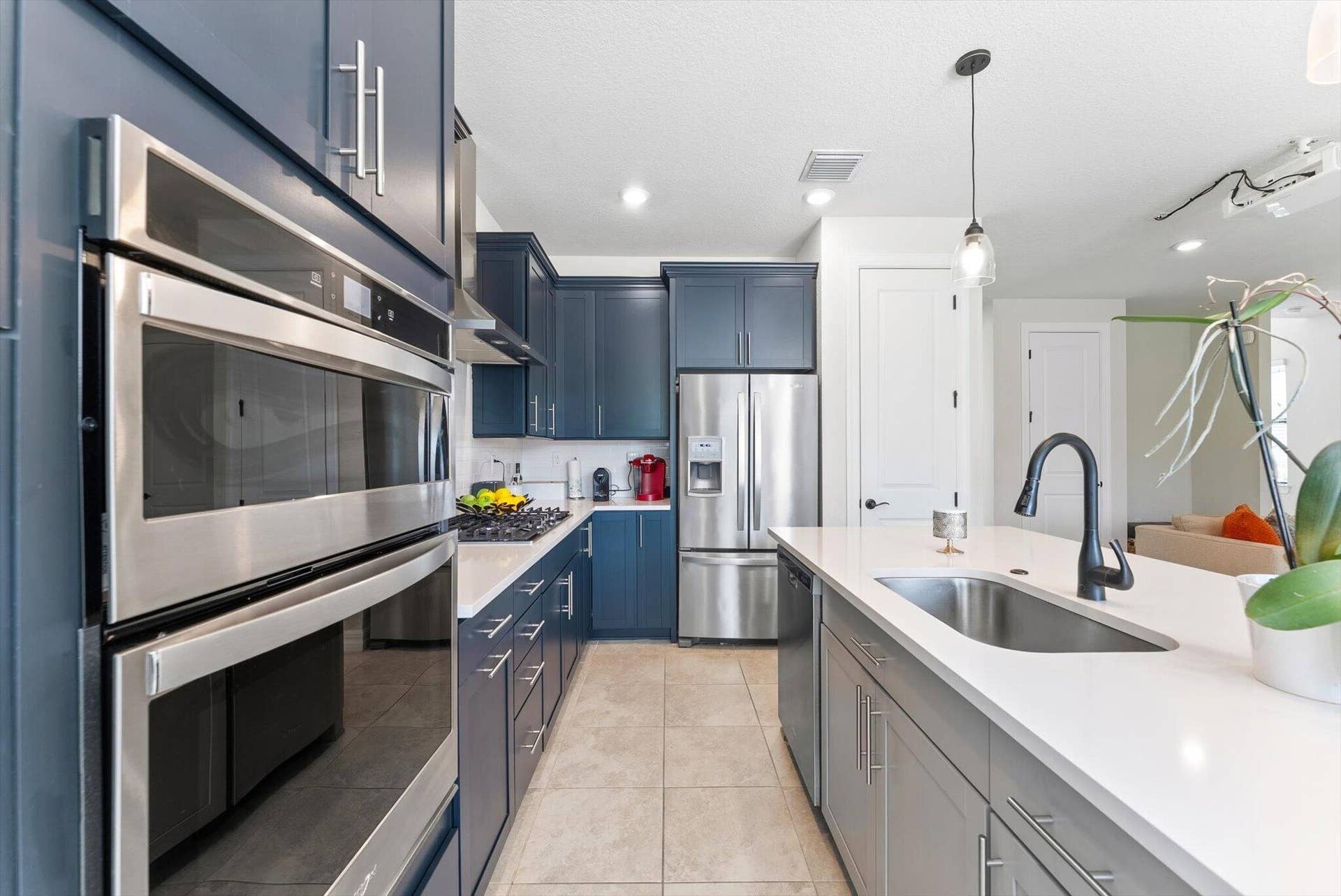 4617 Pinehurst Trail E, Oakland Park, FL 33309 Kitchen