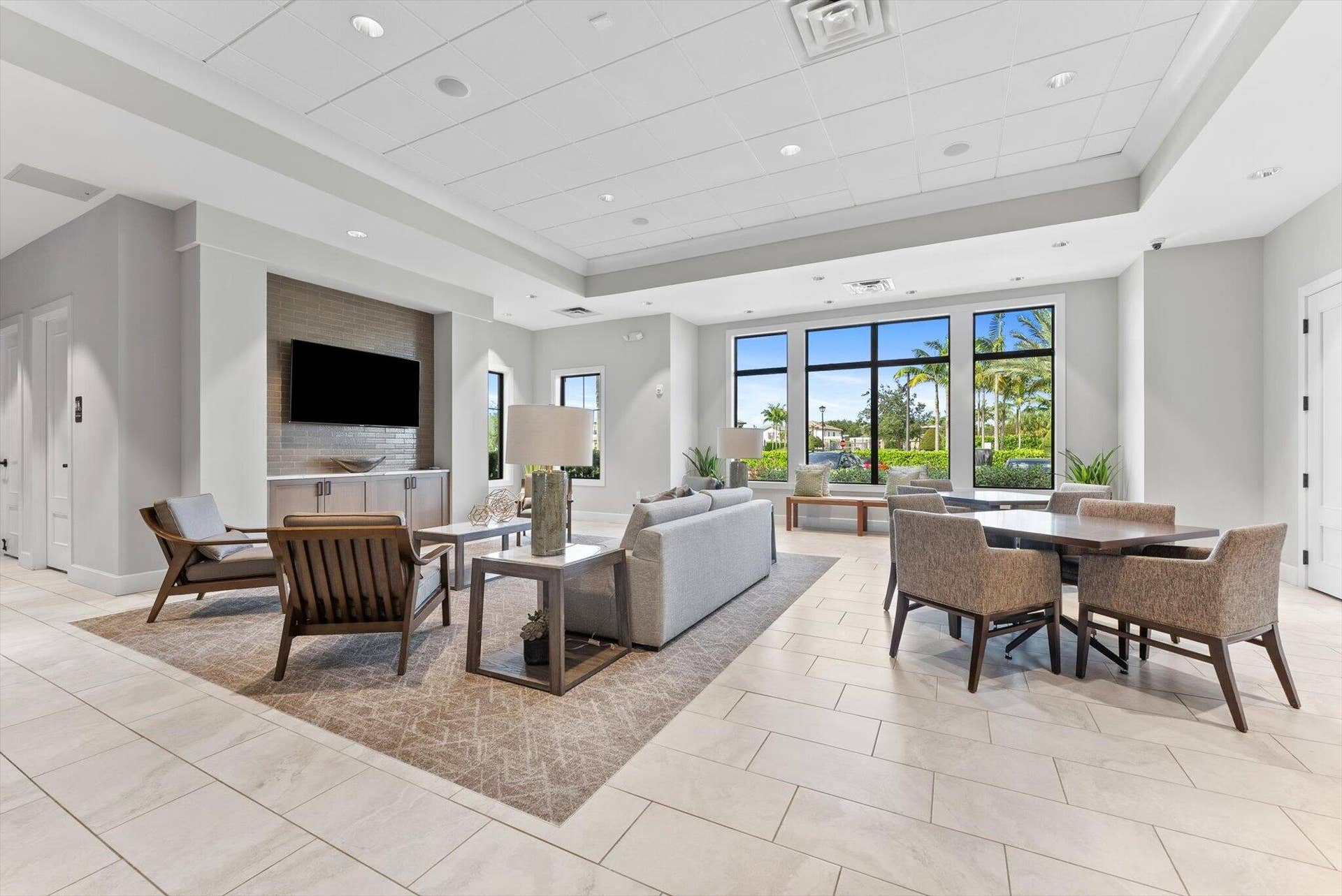 4617 Pinehurst Trail E, Oakland Park, FL 33309 Clubhouse
