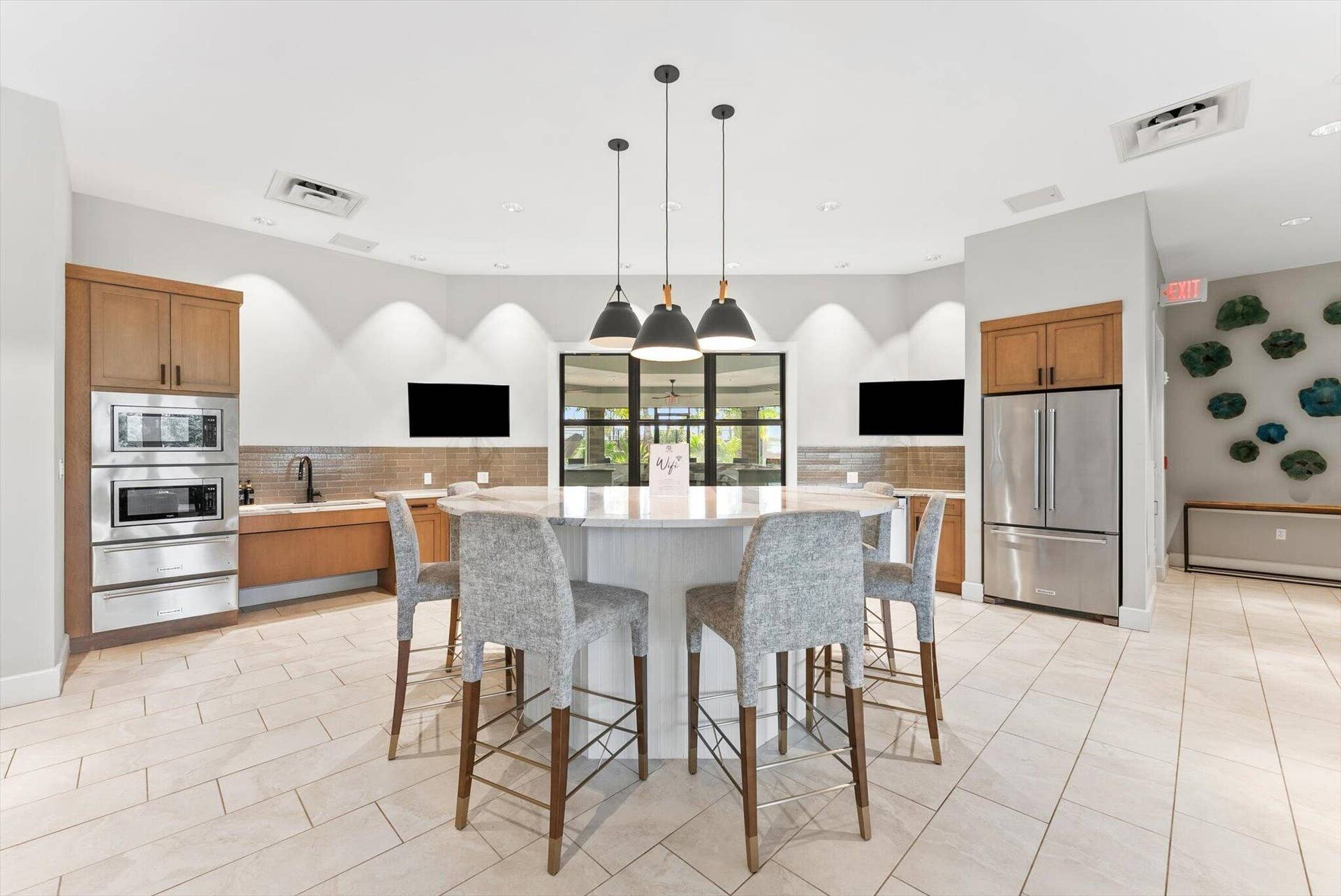 4617 Pinehurst Trail E, Oakland Park, FL 33309 Clubhouse