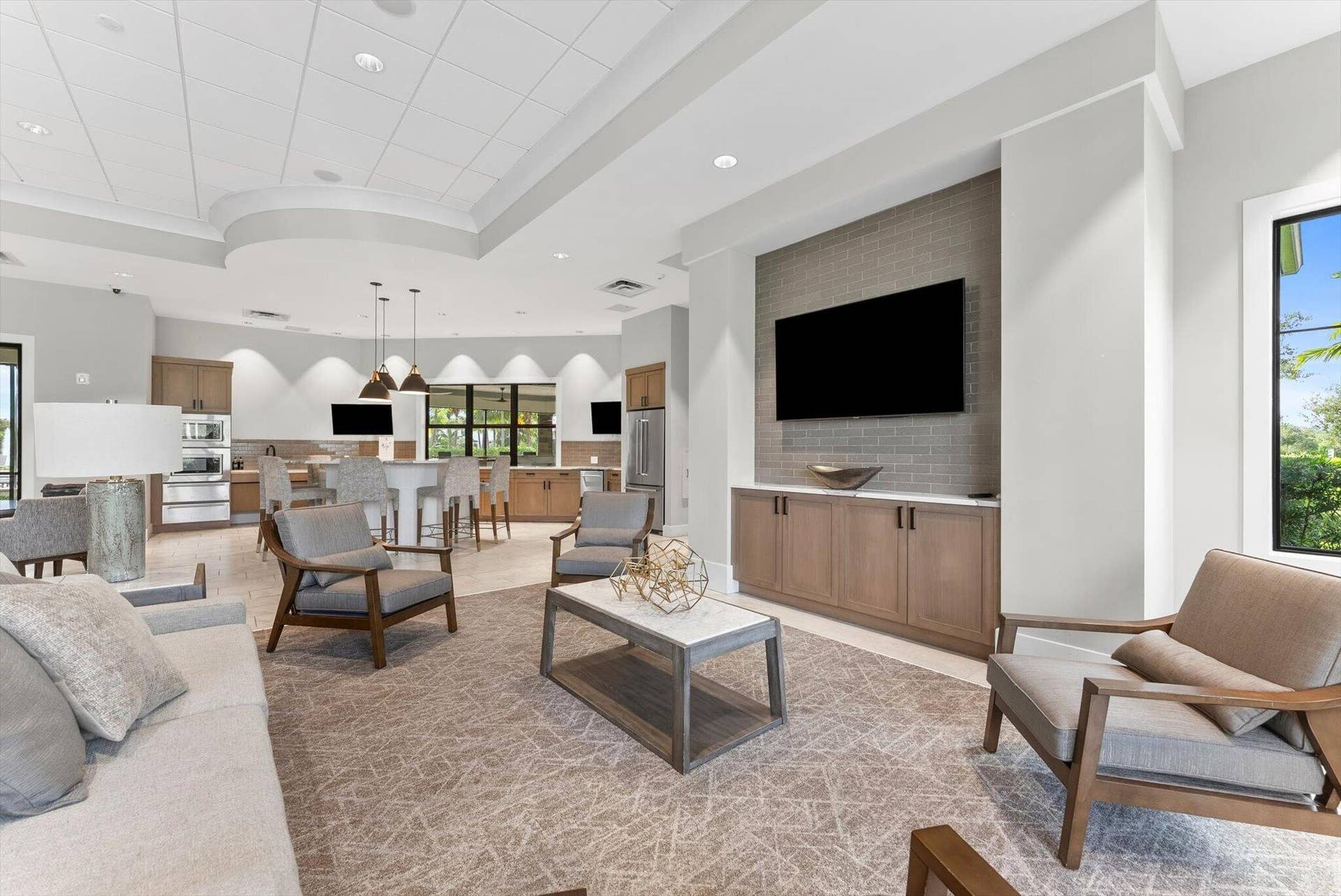 4617 Pinehurst Trail E, Oakland Park, FL 33309 Clubhouse