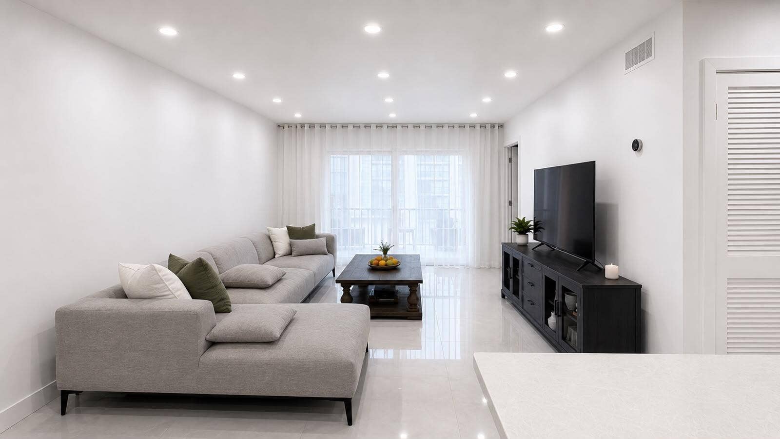 6249 BAY CLUB Drive, #3, Fort Lauderdale, FL 33308 acda9273-1980-4dae-a052-2526a10019fa