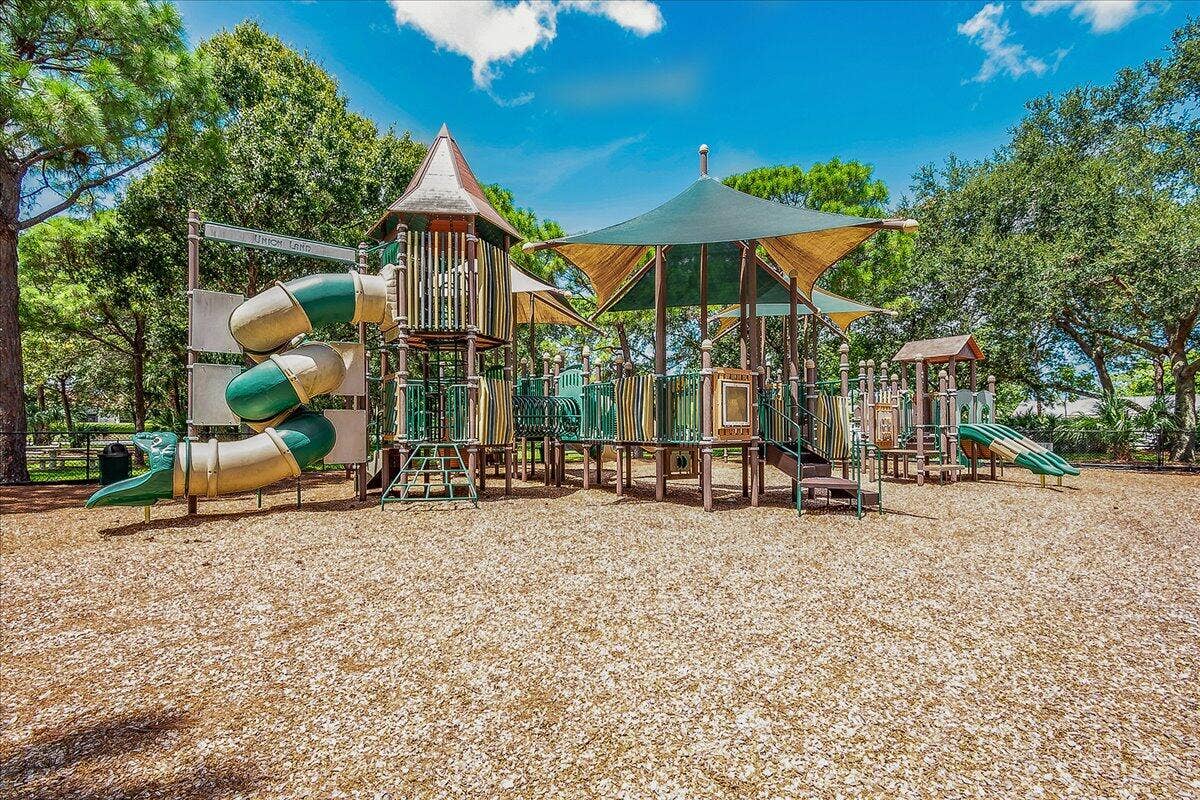 25-Jupiter Village (7)