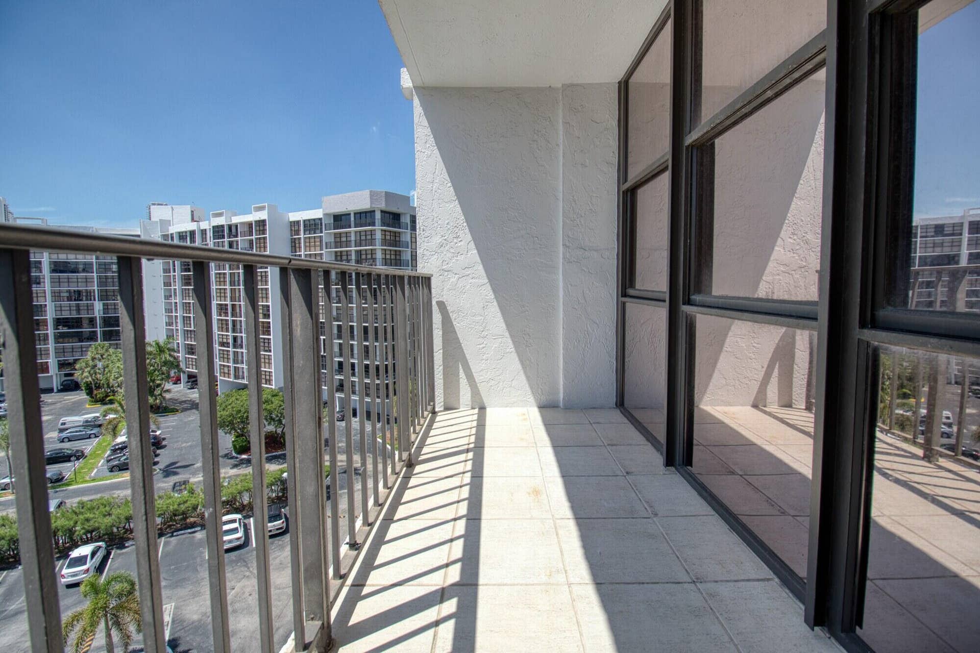 800 PARKVIEW Drive, #826, Hallandale Beach, Hallandale Beach, FL 33009 Balcony-1-hdr8-IMG_7756_hdr