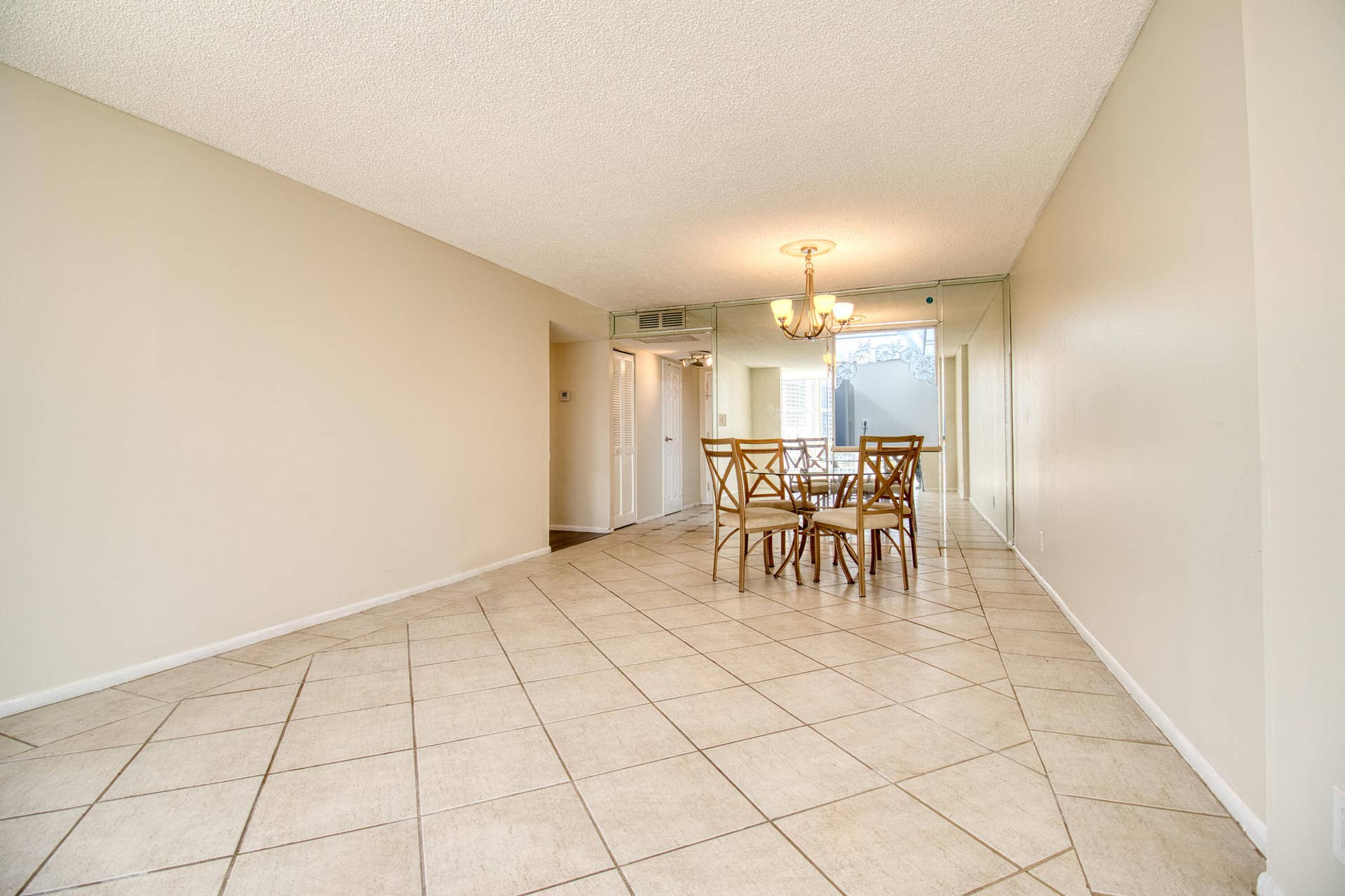 800 PARKVIEW Drive, #826, Hallandale Beach, Hallandale Beach, FL 33009 Living 4-hdr5-IMG_7735_hdr