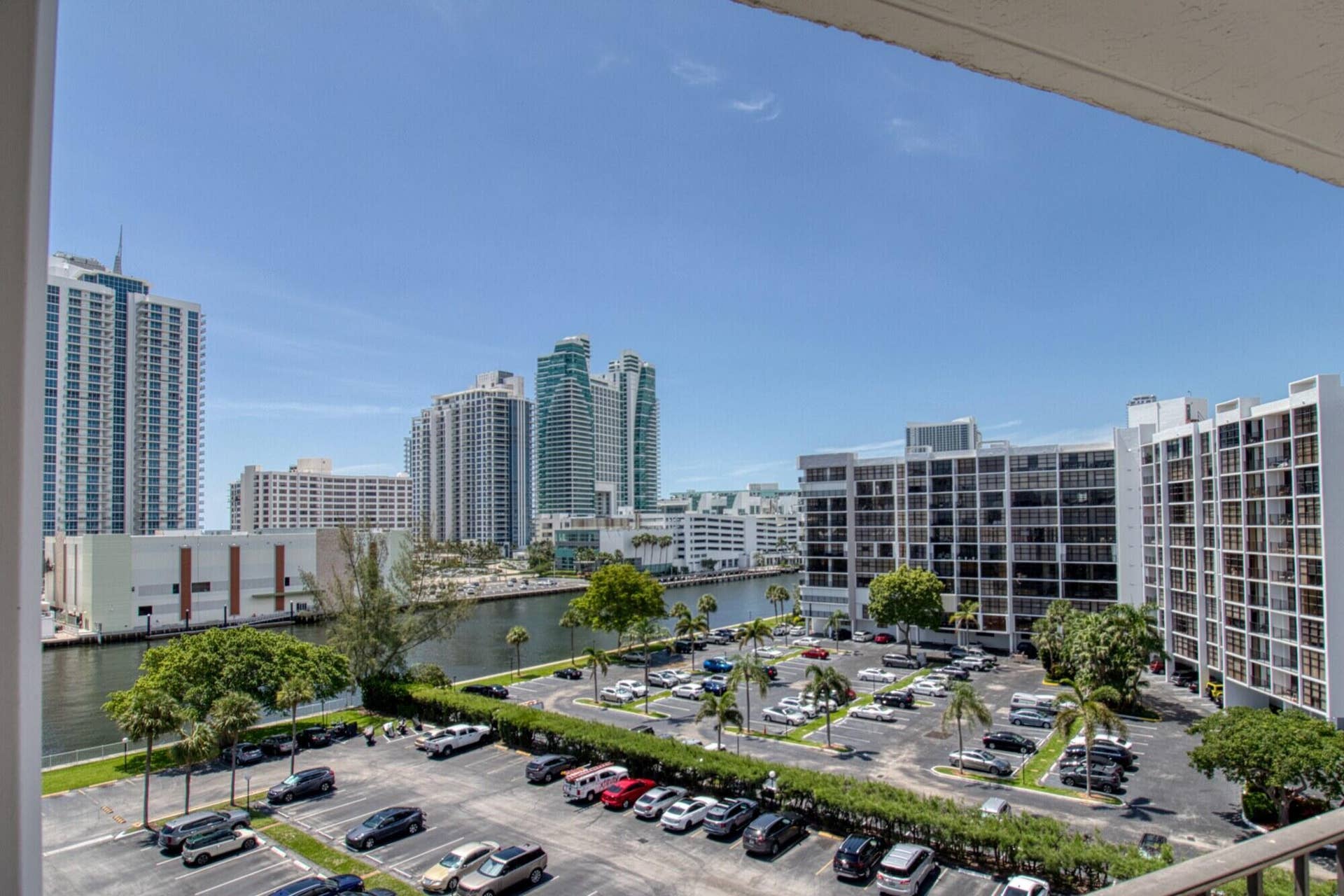 800 PARKVIEW Drive, #826, Hallandale Beach, Hallandale Beach, FL 33009 Balcony-View-3-hdr12-IMG_7768_hdr
