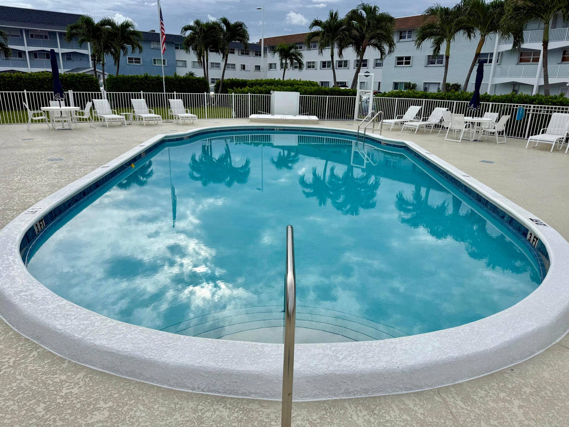 110 Shore Court, #106, North Palm Beach, FL 33408 Pool